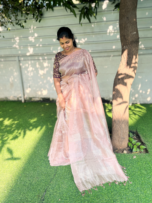 Embrace the elegance of Nayanthara’s style with our exquisite Tussar Tissue Saree |DTTS003 - Image 3